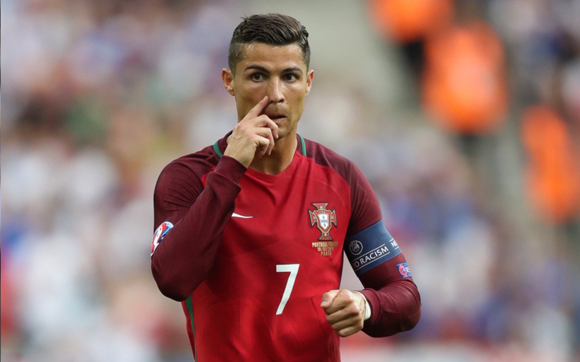 欧洲杯高潮不断：战术变化不断引领潮流！，欧洲杯高光时刻